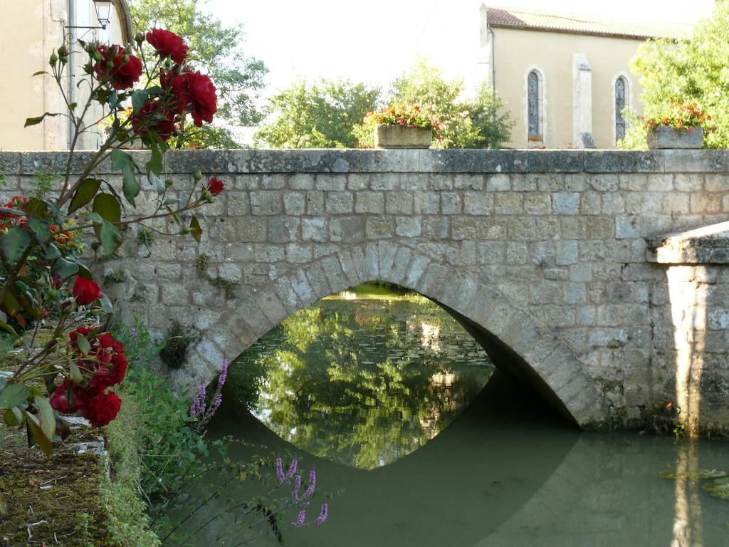 La Maison Des Cornieres Fources ภายนอก รูปภาพ